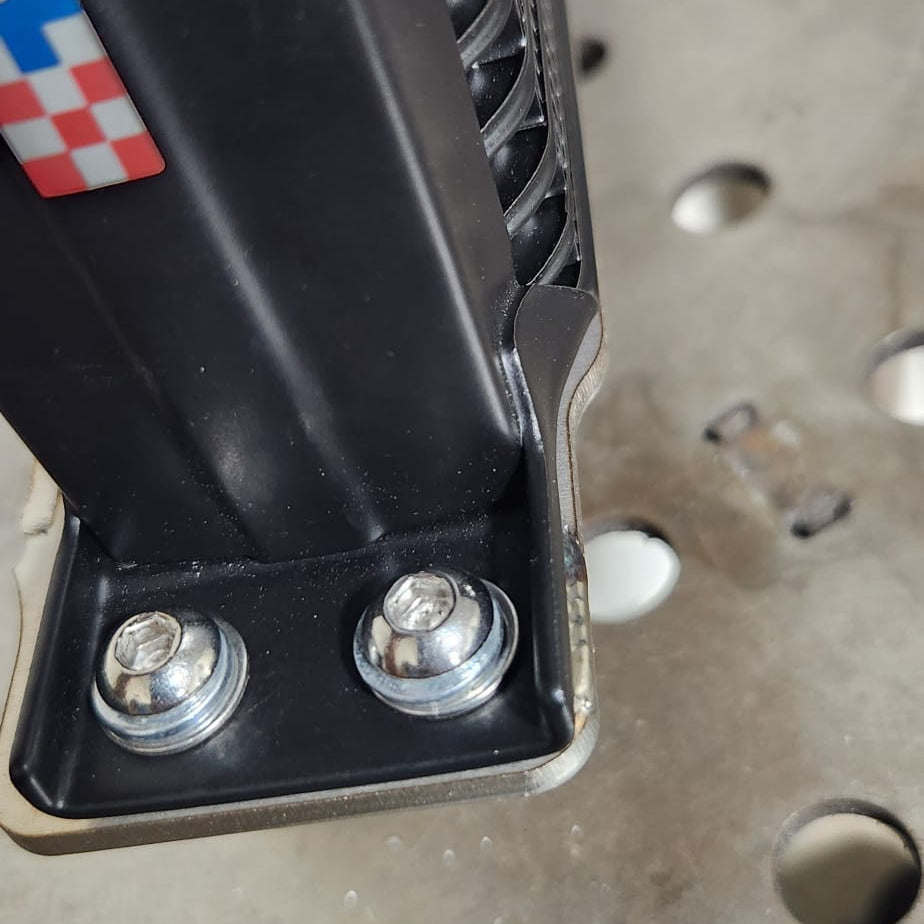 260Z Koyorad oil cooler mount detail