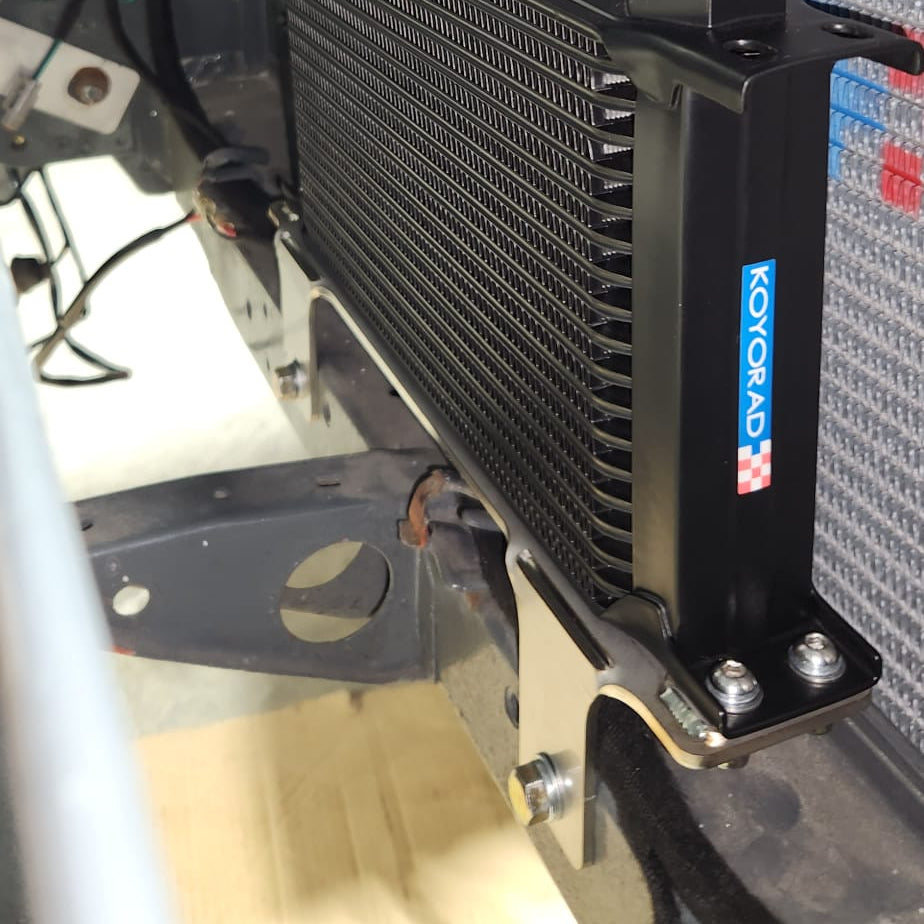 260Z Koyorad oil cooler mount installed