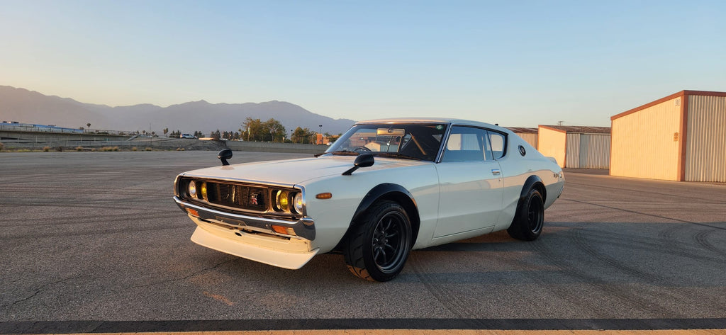 Ken Meri Skyline C110 front three-quarter view at dusk