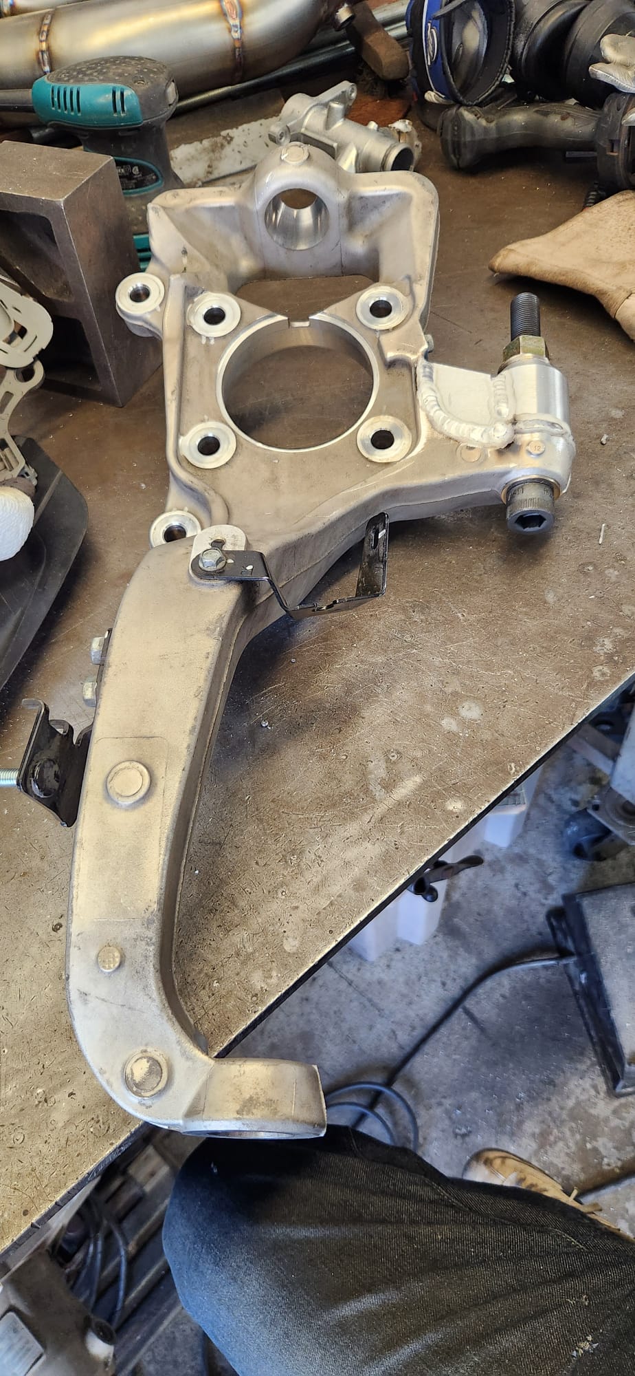 NISMO QX80 build detail photo 8