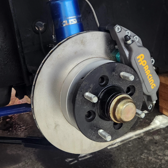 ZSM S30Z AP Racing Front Brake Kit - Nissan (240Z/260Z/280Z)