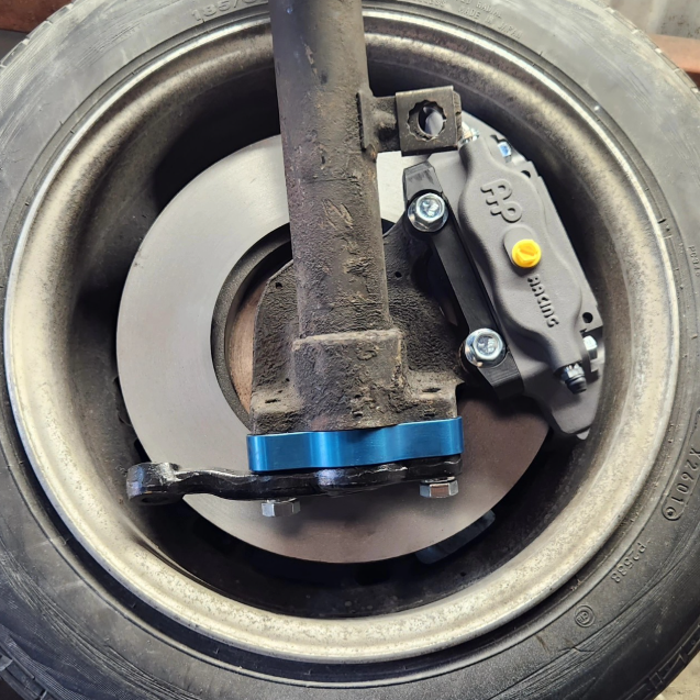ZSM S30Z AP Racing Front Brake Kit - Nissan (240Z/260Z/280Z)