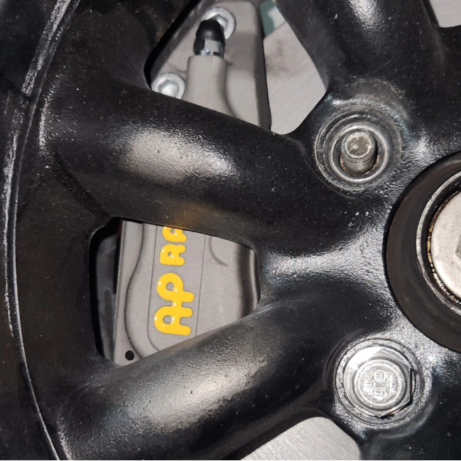 ZSM S30Z AP Racing Front Brake Kit - Nissan (240Z/260Z/280Z)