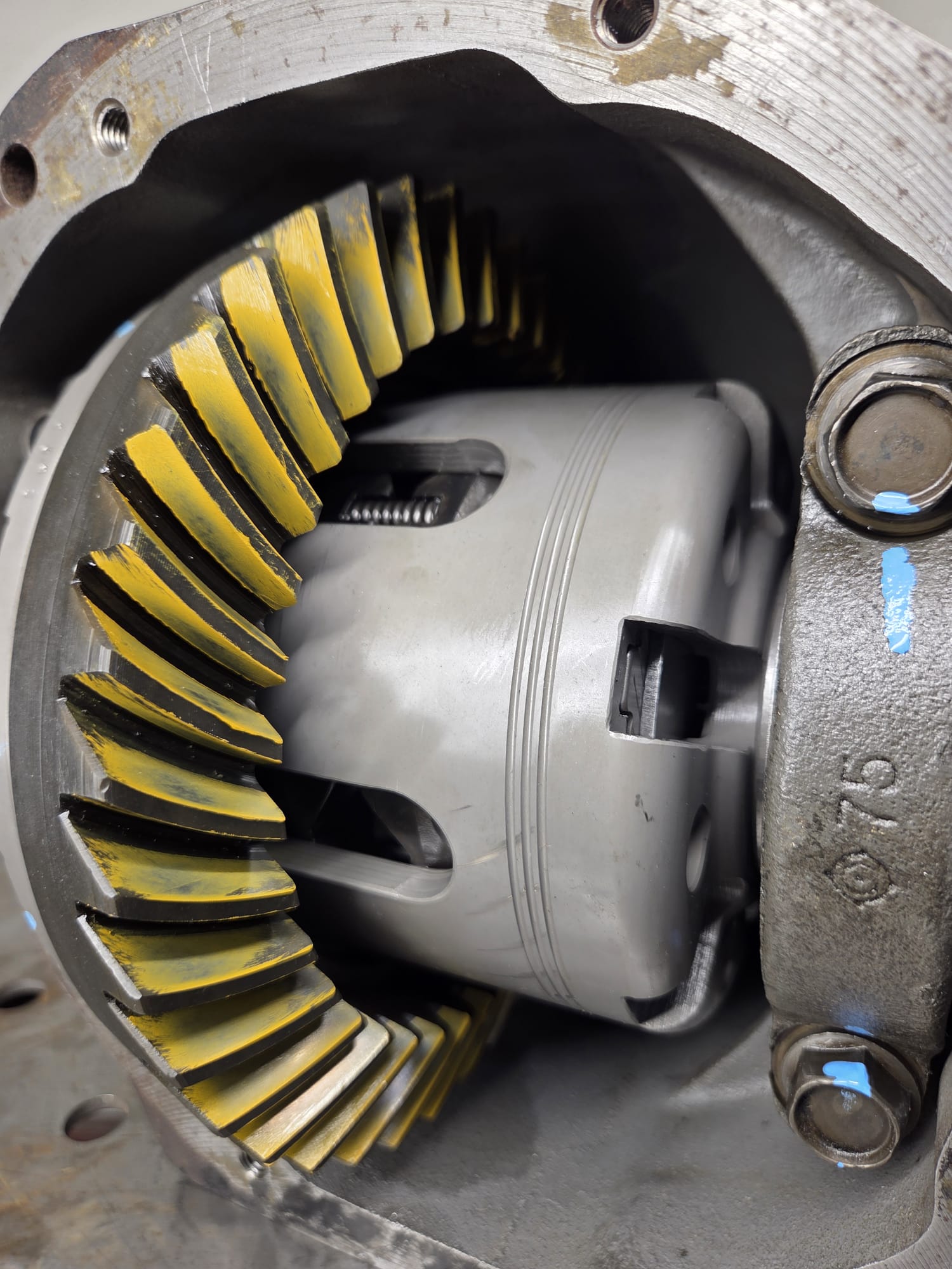 Cusco LSD installed in R180 differential housing showing ring gear mesh