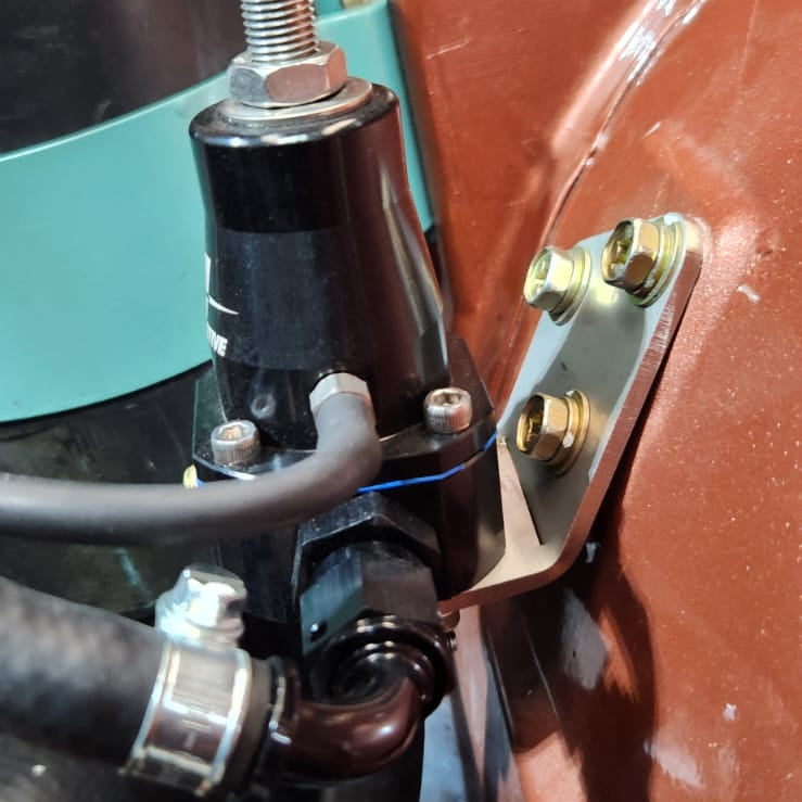 280z EFI Areomotive Fuel Regulator