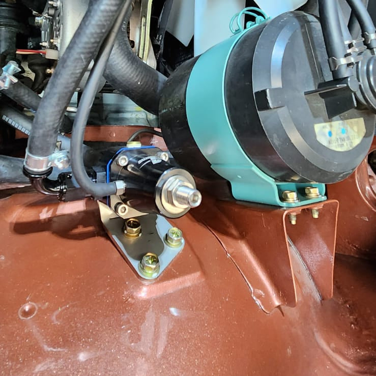 280z EFI Areomotive Fuel Regulator