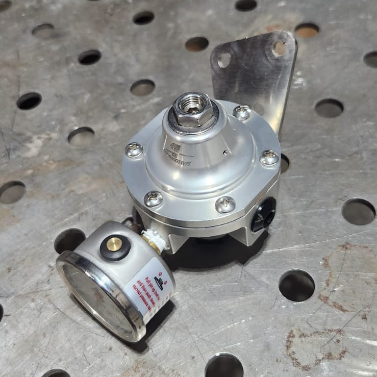 280z Areomotive Fuel Regulator Carburetor Bracket