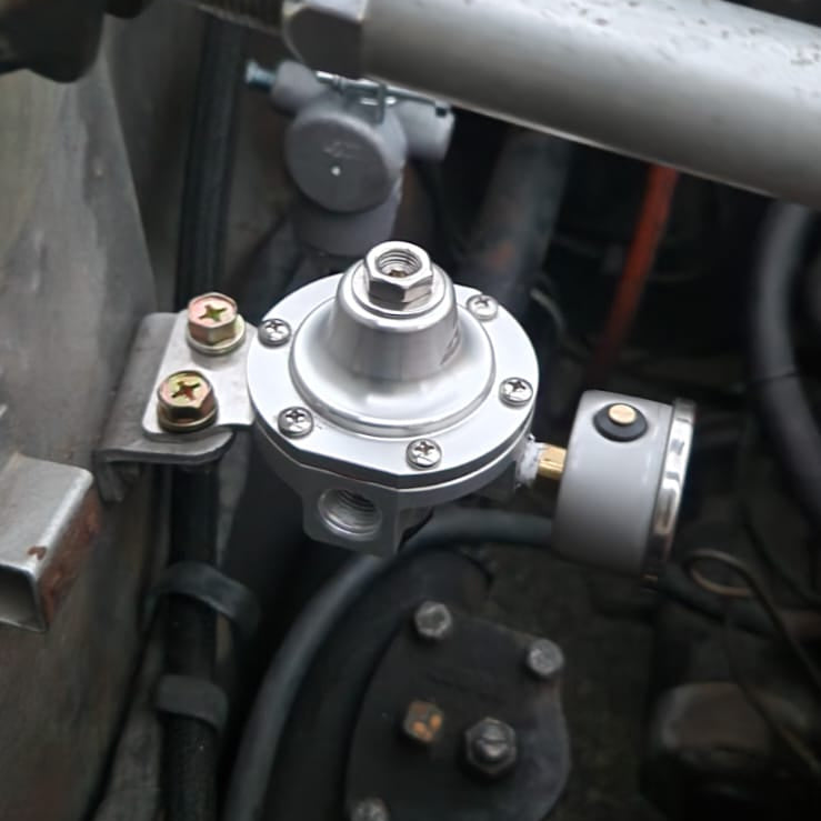 Nissan Skyline Hakosuka Areomotive Fuel Regulator Carburetor Bracket