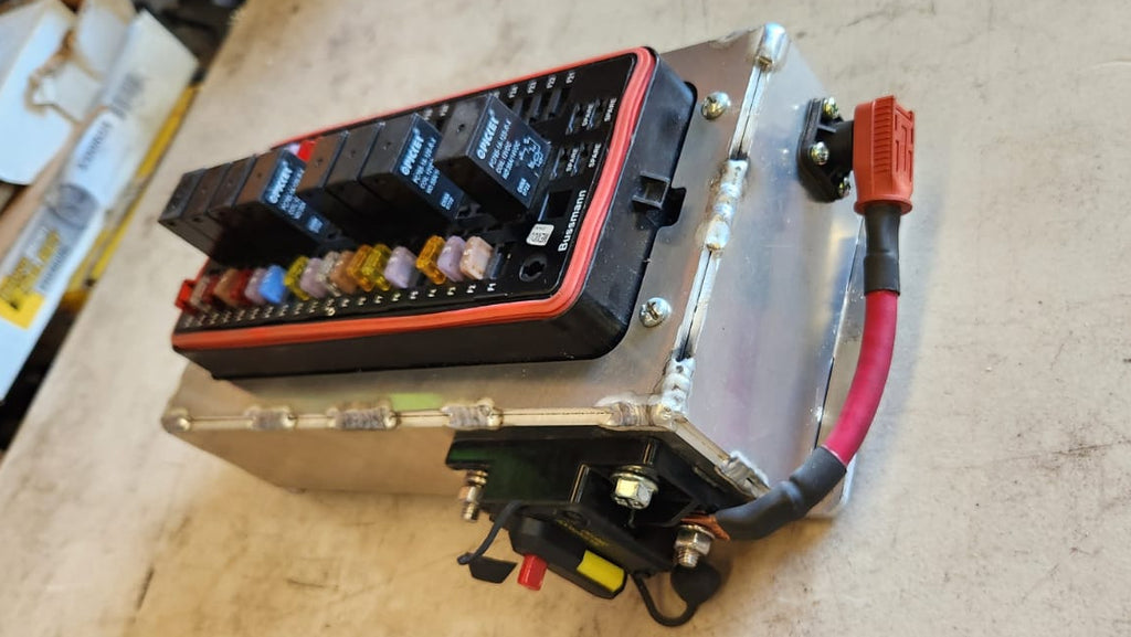S30Z Eaton Fuse Box Mount