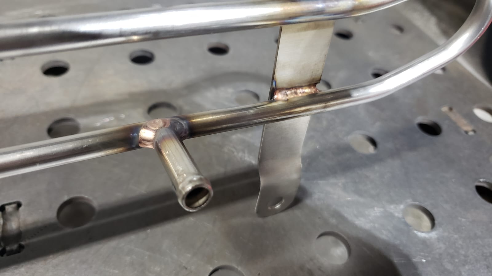 Nismo L-Series Triple Carb Fuel Rail — Japan Import (OEM)