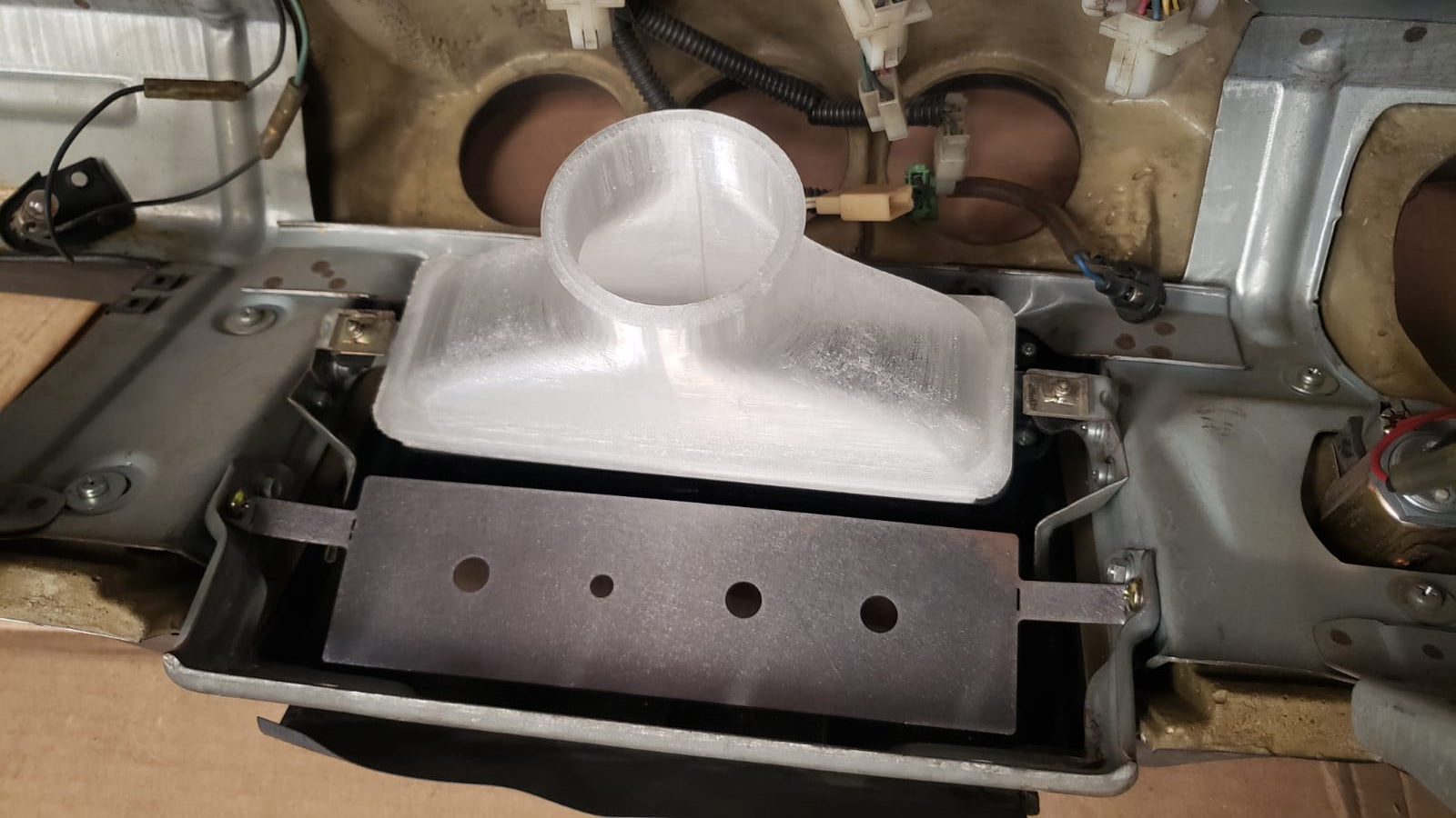 A/C Vent Adapter - 260Z/280Z OEM Dash to Vintage Air Ducting