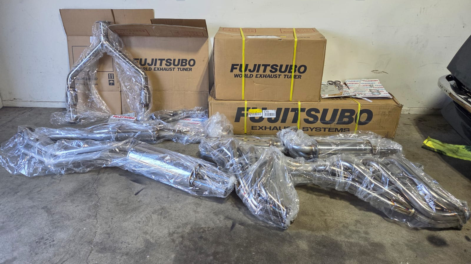 Fujitsubo Legalis R Headers & Exhaust System — S30Z