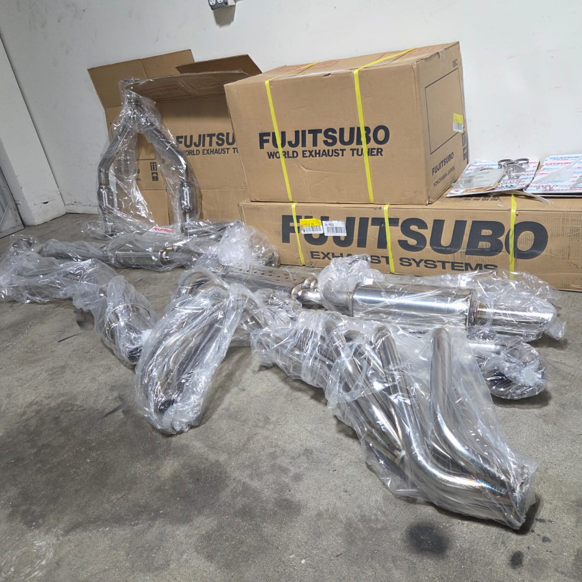 Fujitsubo Legalis R Headers & Exhaust System — S30Z