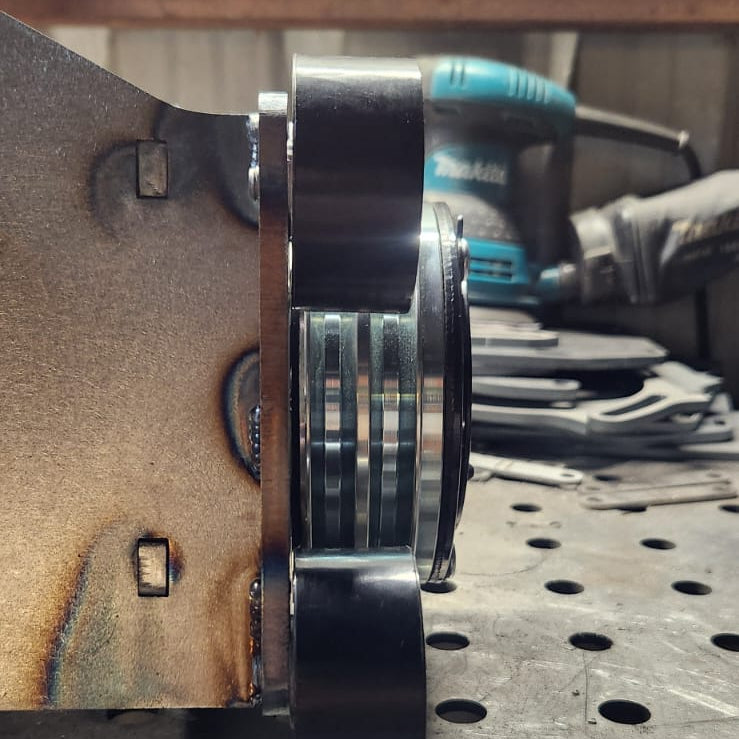 L6 Series Engine A/C Compressor Bracket - Single Belt Version
