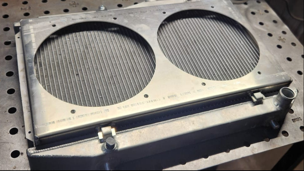 AE86 Dual Fan Shroud Spal 12"